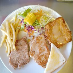หมู+ไก่+ปลาทิพย์