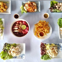 หมวยซีฟู้ด สต๊กเตาถ่าน