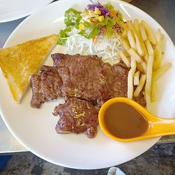สเต็กเนื้อ