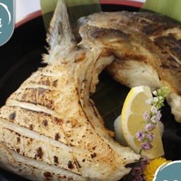 แก้มปลาบุรีย่าง