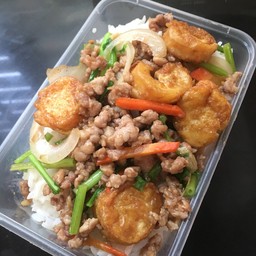 เต้าหู้ไข่ ผัดหมูสับ