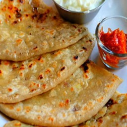 Aloo parantha  1 pc