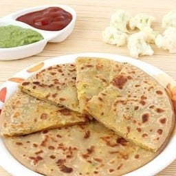 Gobi parantha  1 pc