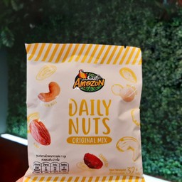 เดลี่นัท ผสมแครนเบอรี่