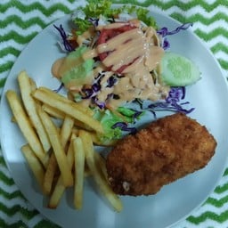 หมู-ไก่ห่อชีสแฮมชุบเกล็ดขนมปังทอด