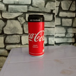 โค้กไม่มีน้ำตาลกระป๋อง