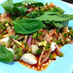 ลาบเนื้อปูก้อน