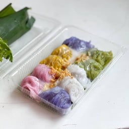 ขนมปากหม้อ ป้าตุ๊ก