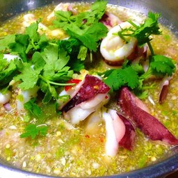 หมึกนึ่งมะนาว