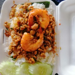 ข้าวกระเพรากุ้ง