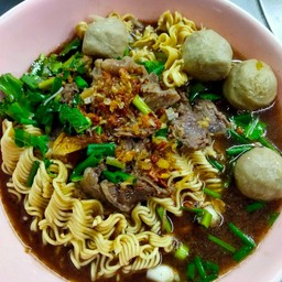 มาม่า พิเศษ