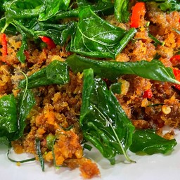 แม้วแดง