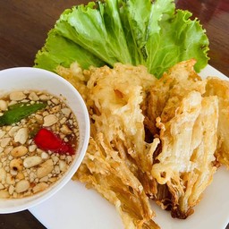 เห็ดเข็มทองชุปแป้งทอด
