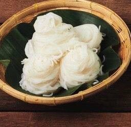 เส้นขนมจีน