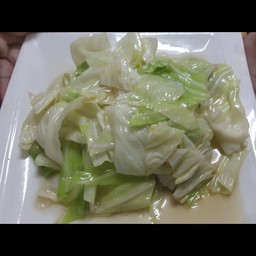 ข้าวราดกะหล่ำปลี