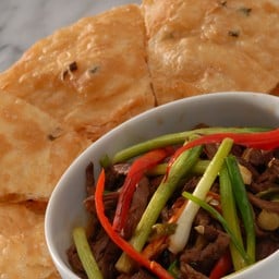 เนื้อผัดพริกโรตี