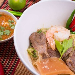 สุกี้แห้งหมู