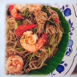 หมี่ผัดกระเฉด