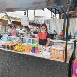 โรตีเจ๊กุ้ง หน้าโรงบาลชุมพร