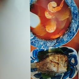 แกงส้ม (มะละกอกุ้ง) ปลาสลิดทอด