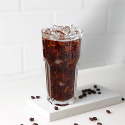 อเมริกาโนเย็น