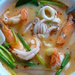 ต้มยำรวมทะเลน้ำข้น