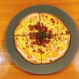 พิซซ่าคาโบนาร่า