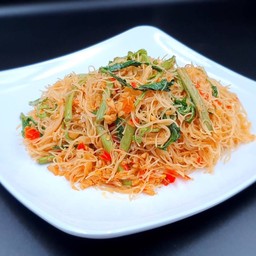 ผัดหมี่กระเฉด