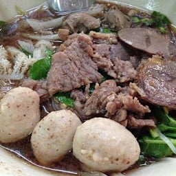 ร้านก๋วยเตี๋ยวแก้ง่วง ดอยสุเทพ