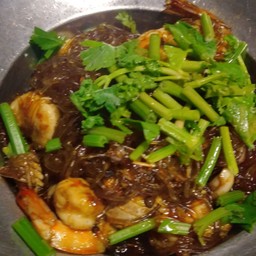 กุ้งอบวุ้นเส้น