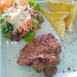 Steve corner bar & restuarant