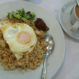 ข้าวผัดถั่ว+ไข่ดาว