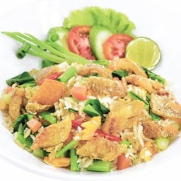 ข้าวผัดปลาสลิด