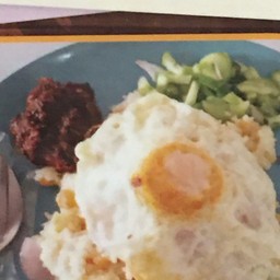 ข้าวยำถั่ว+ไข่ดาว