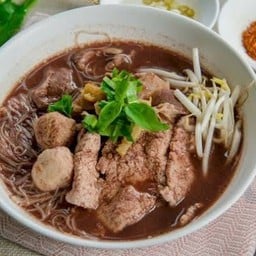 อิ่มอร่อย ก๋วยเตี๋ยว