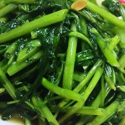 ผักบุ้งไฟแดง