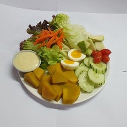 ร้านสลัด ปลาเผา ครัวน้องนุ้ย( Like home C.M)