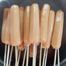 ไส้กรอกไก่กลิ่นนมสด