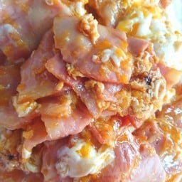 เบค่อนผัดเนยไข่