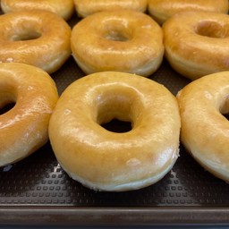 Daily Donnuts. บ้านกกส้มโฮ่ง