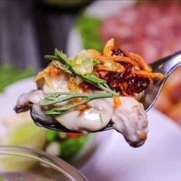 หอยนางรมทรงเครื่อง