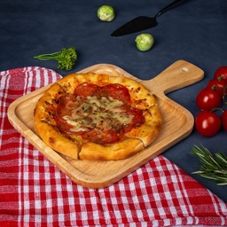 เปปเปอร์โรนีพิซซ่า