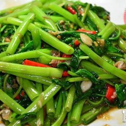 ยำแซ่บ 30 บาท&ข้าวต้มรอบดึก