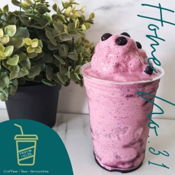 Mixedberry Yogurt Smoothie