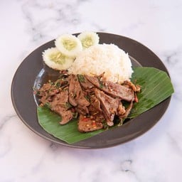ข้าวกะเพราตับหมู