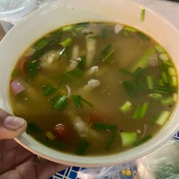 ต้มแซ่บซุปเปอร์ขาไก่