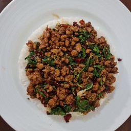 เค็กข้าวกะเพรา