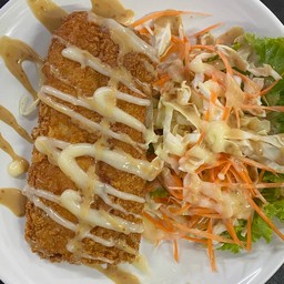 สลัดปลาดอลลี่