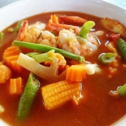 แกงส้ม ปลากะพงผักรวม