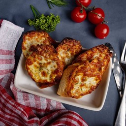 ขนมปังกระเทียมอบชีส